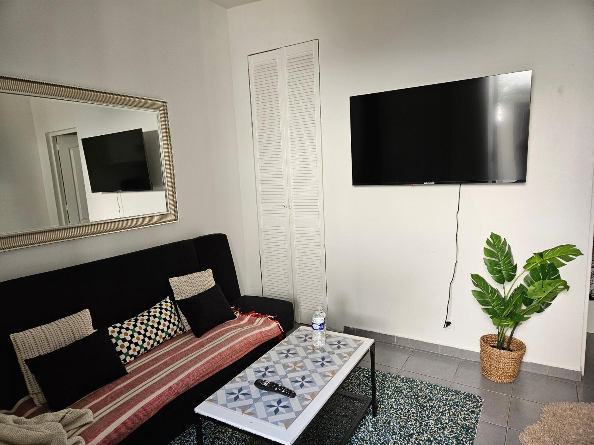 Studio Stade De France 1 Pour 4 Personnes Saint-Denis  Ngoại thất bức ảnh